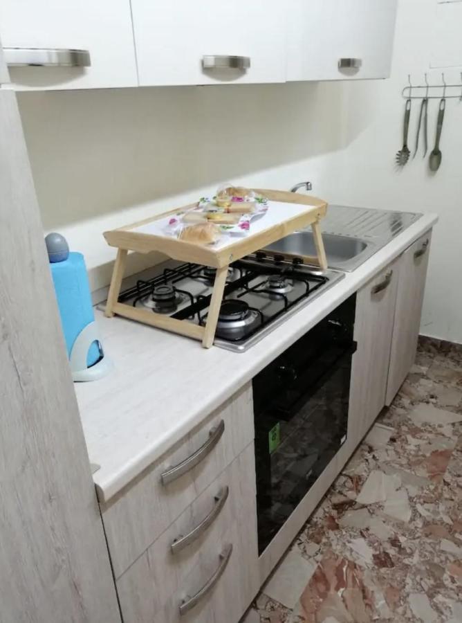 Maya'S Apartment Close To Ballaro Market And Central Station Palermo Kültér fotó
